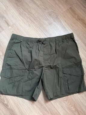 Old Navy Olive Cargo Shorts with Drawstring